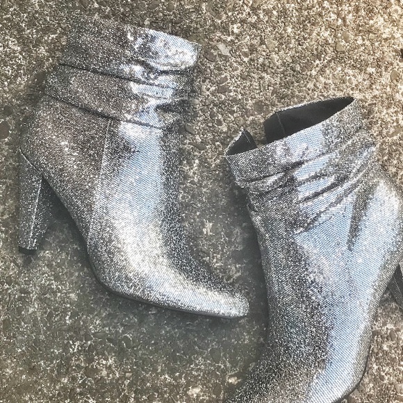 🆕LAST Lucy in the Sky | Gun Metal Sparkle Booties - Picture 7 of 7